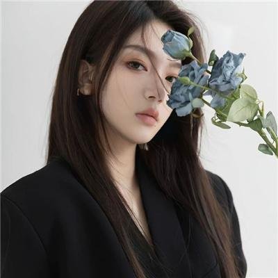 向下扭曲