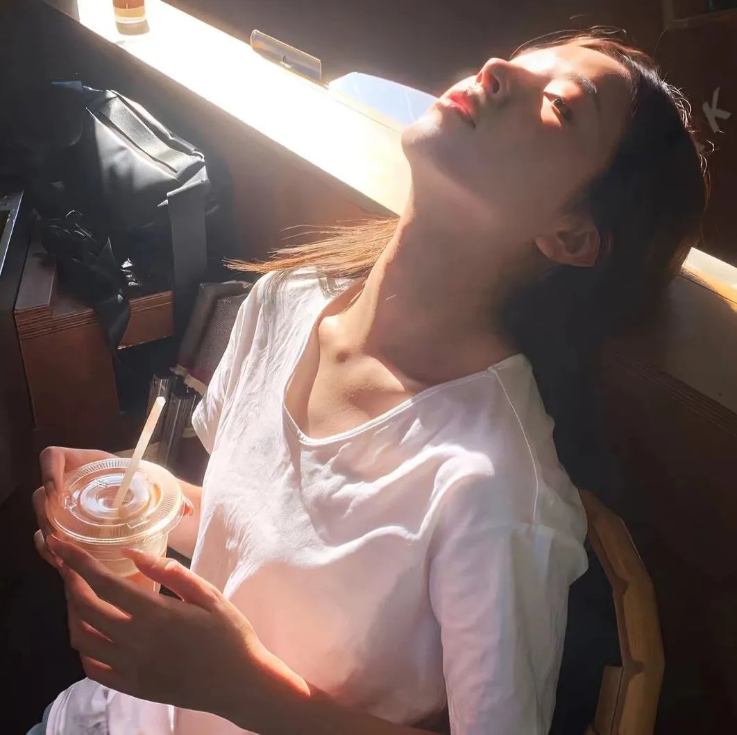 我爱你也爱他